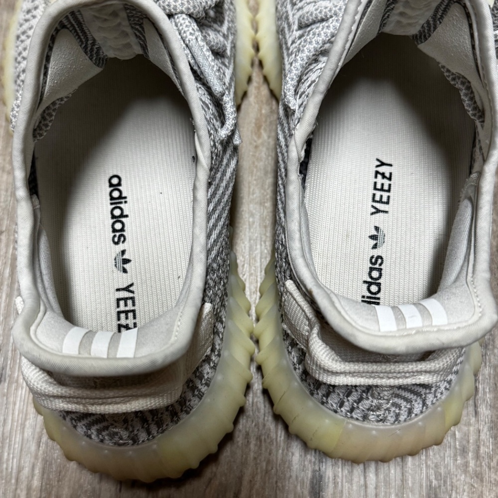 Yeezy 350 Static (Non-Reflective) - Picture 2 of 7